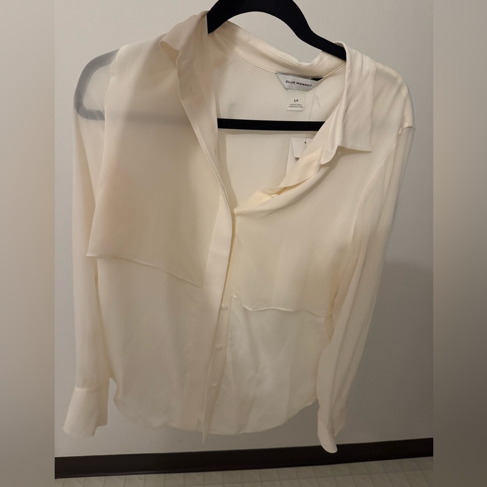 Club Monaco Women's Cream Button Down Blouse